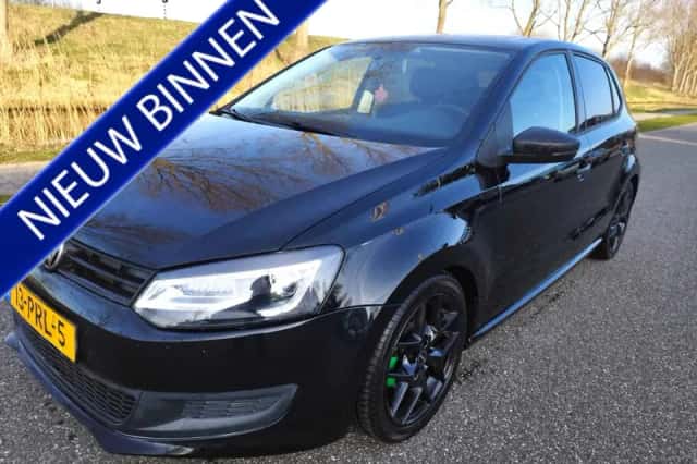 Volkswagen Polo (2011) thumbnail 1