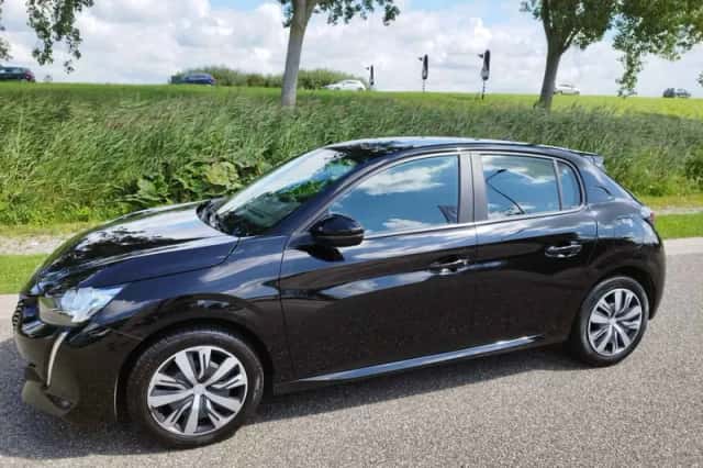 Peugeot 208 (2020) thumbnail 3