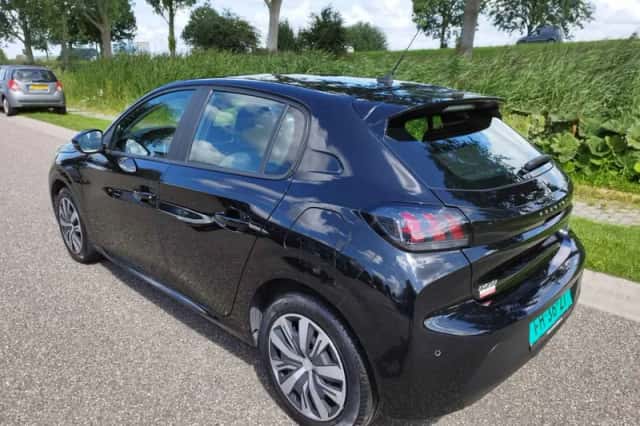 Peugeot 208 (2020) thumbnail 4