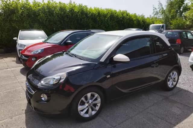 Opel Adam (2015) thumbnail 4