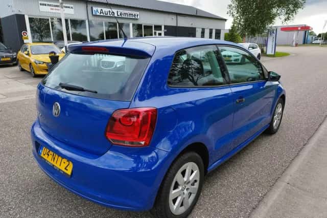 Volkswagen Polo (2010) thumbnail 5