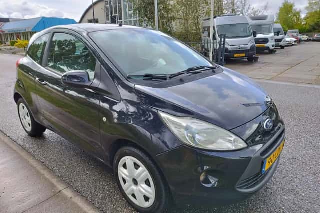 Ford Ka (2010) thumbnail 5