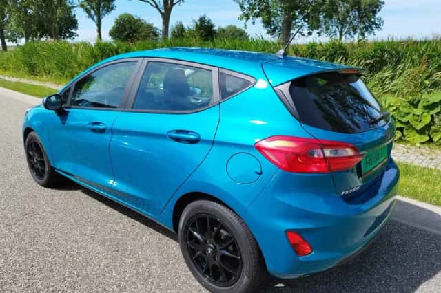 Ford Fiesta (2018) thumbnail 4