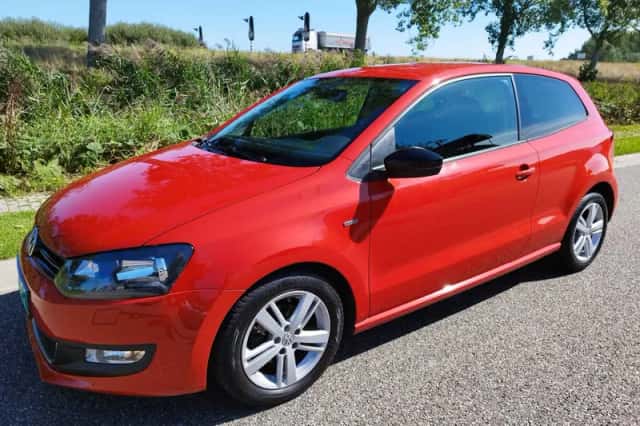 Volkswagen Polo (2013) thumbnail 2
