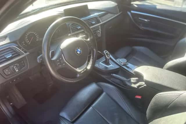 BMW 3-Serie (2018) thumbnail 2