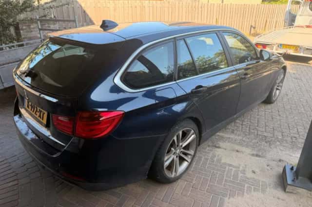BMW 3-Serie (2013) thumbnail 4