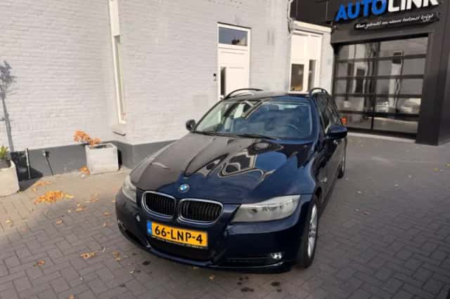 BMW 3-Serie (2010) thumbnail 5