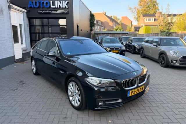 BMW 5-Serie (2015) thumbnail 3