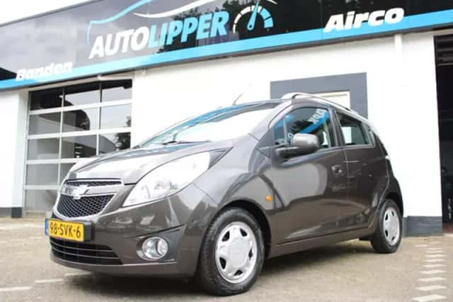 Chevrolet Spark (2011) thumbnail 1