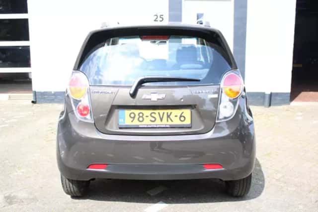 Chevrolet Spark (2011) thumbnail 6