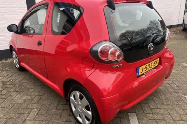 Toyota Aygo (2009) thumbnail 3