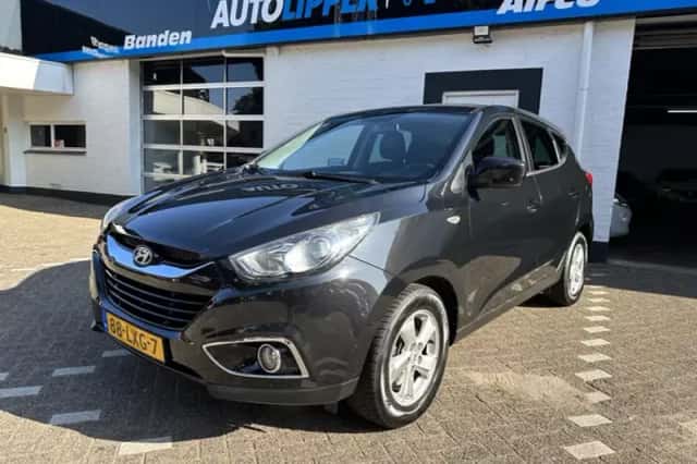 Hyundai ix35 (2010) thumbnail 1