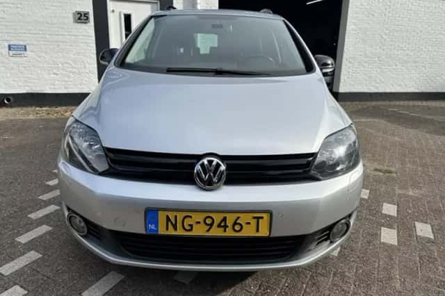 Volkswagen Golf (2012) thumbnail 5