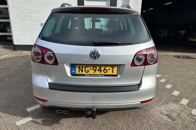 Volkswagen Golf (2012) thumbnail 6