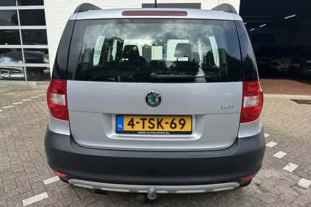 Škoda Yeti (2013) thumbnail 6