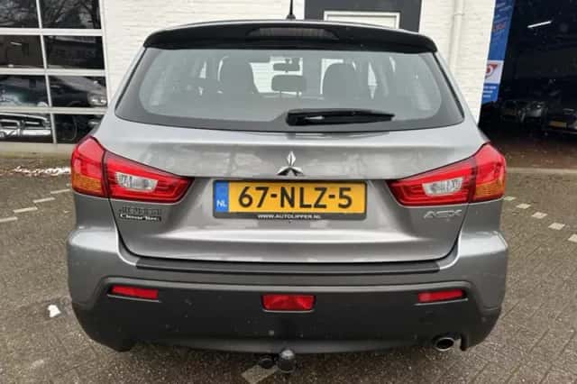 Mitsubishi ASX (2010) thumbnail 5