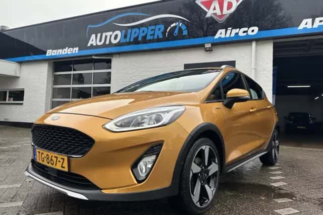 Ford Fiesta (2018) thumbnail 1