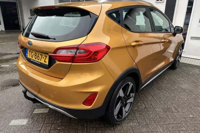 Ford Fiesta (2018) thumbnail 4