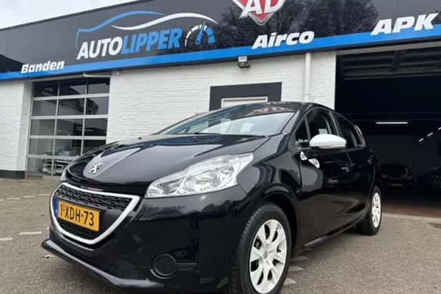 Peugeot 208 (2014) thumbnail 1