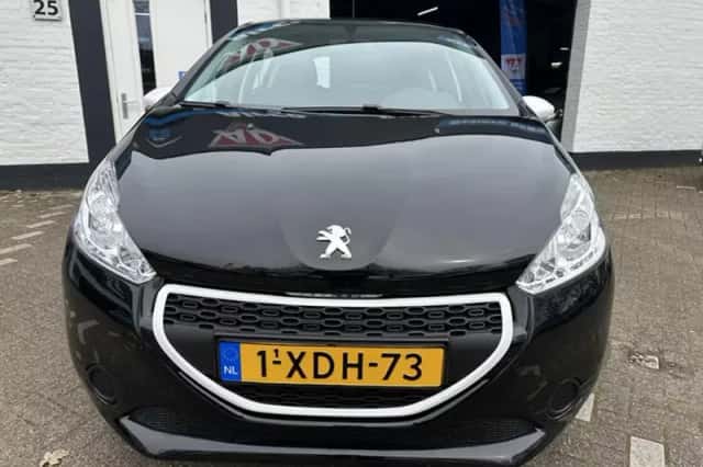Peugeot 208 (2014) thumbnail 5