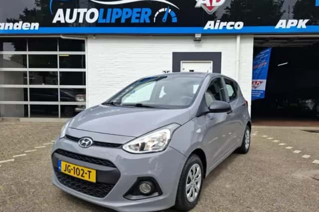 Hyundai i10 (2015) thumbnail 1