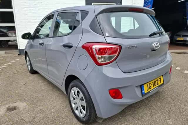 Hyundai i10 (2015) thumbnail 4