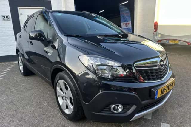 Opel Mokka (2016) thumbnail 2