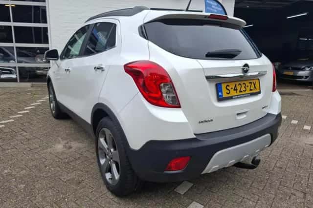 Opel Mokka (2014) thumbnail 3