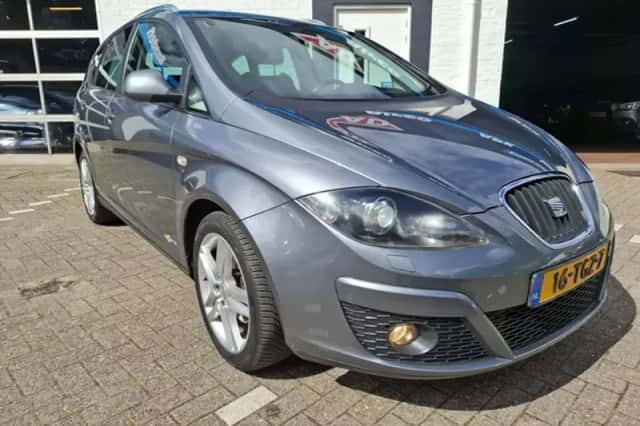 SEAT Altea (2012) thumbnail 2