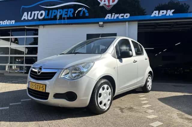 Opel Agila (2011) thumbnail 1