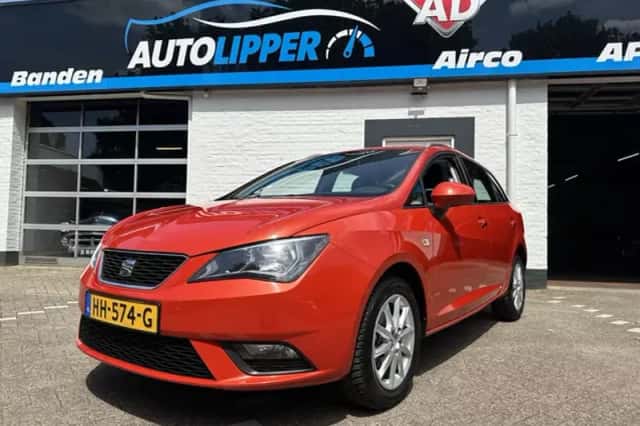 SEAT Ibiza (2015) thumbnail 1