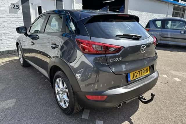 Mazda CX-3 (2016) thumbnail 3