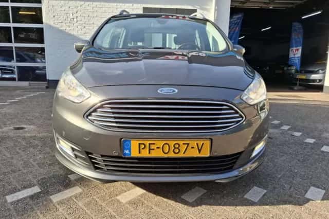 Ford Grand (2017) thumbnail 6