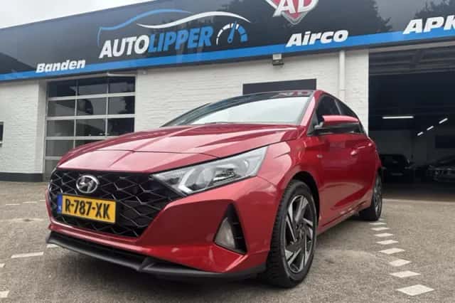 Hyundai i20 (2023) thumbnail 1