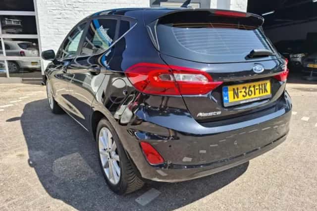 Ford Fiesta (2020) thumbnail 3