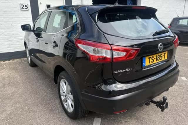 Nissan Qashqai (2014) thumbnail 3