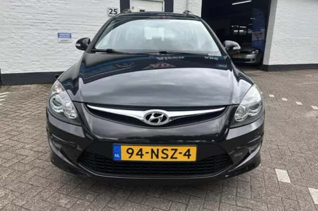 Hyundai i30 (2010) thumbnail 5