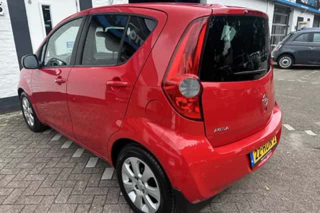 Opel Agila (2008) thumbnail 3