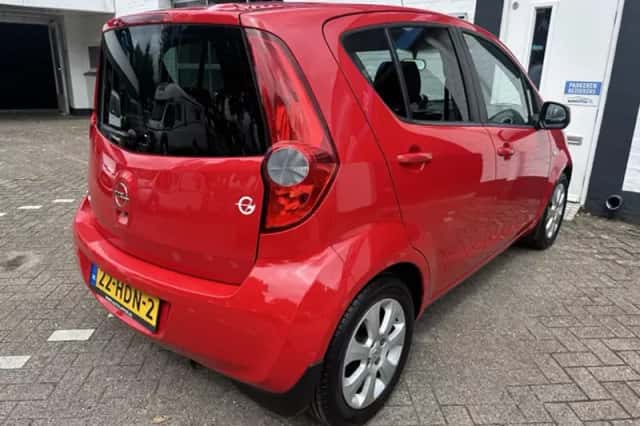 Opel Agila (2008) thumbnail 4
