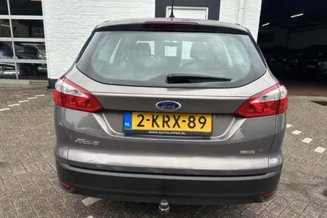 Ford Focus (2013) thumbnail 6