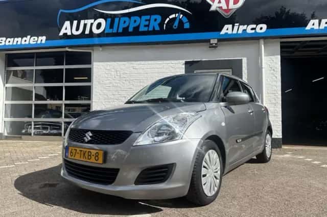 Suzuki Swift (2012) thumbnail 1