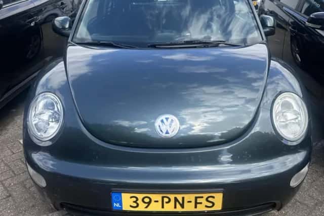 Volkswagen New (2004) thumbnail 1