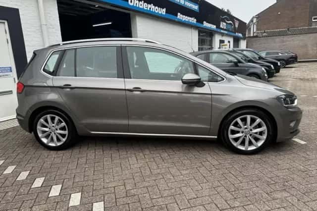 Volkswagen Golf Sportsvan (2016) thumbnail 6