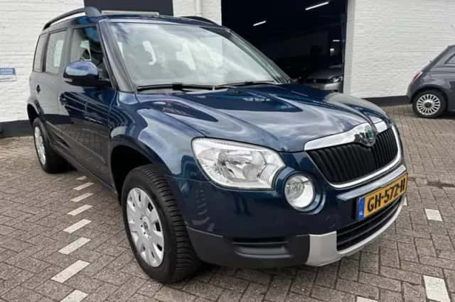 Škoda Yeti (2013) thumbnail 2