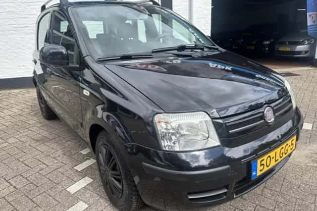 Fiat Panda (2010) thumbnail 2