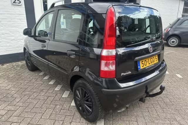Fiat Panda (2010) thumbnail 3