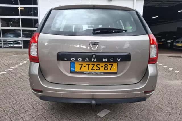 Dacia Logan (2014) thumbnail 6