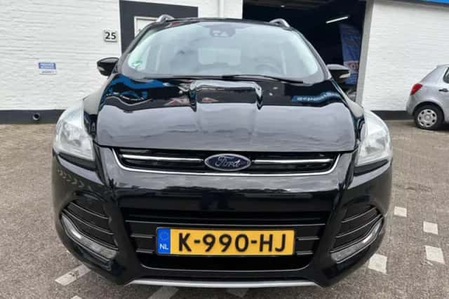 Ford Kuga (2013) thumbnail 5