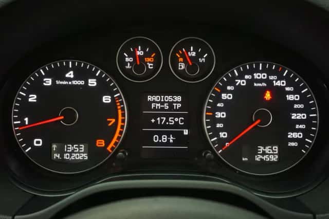 Audi A3 (2010) thumbnail 6