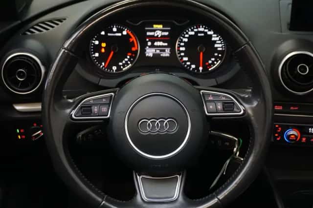 Audi A3 (2014) thumbnail 5